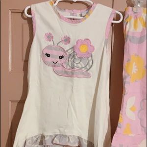 Ruffle capris and tank outfit size 6